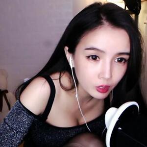 大艺术嘉carrie.jpg